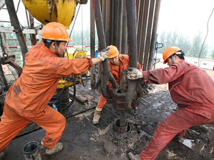 東臺打井分享民間鉆井找水源的方法